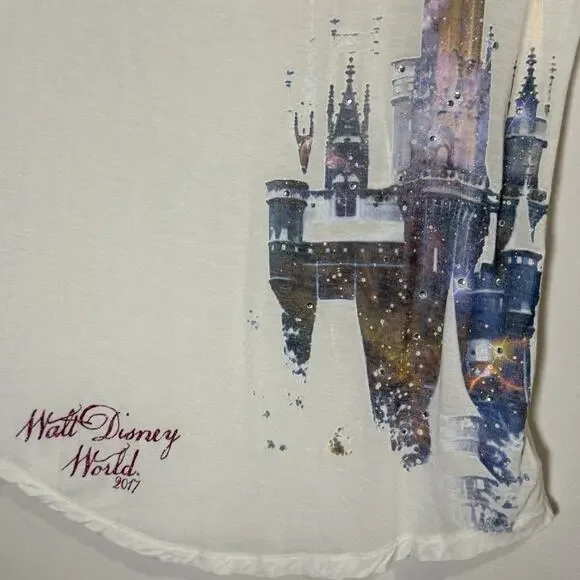 Disney Parks 2017 Cinderella Castle Graphic Tee Rhinestones Women’s Small USA - Picture 5 of 13